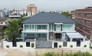 <a href='product.php?qid=367648' style='color:white;text-decoration: none;'>ให้เช่าทาวน์โฮม 3 ชั้น หลังริม แจ้งวัฒนะ 15/1 เหมาะพักอาศัย ทำออฟฟิศ เดินทางสะดวก ใกล้สถานีรถไฟฟ้า MRT สายสีชมพูเพียง 160 ม.  : <span class='text-info'><strong>Read More</strong><span></a>