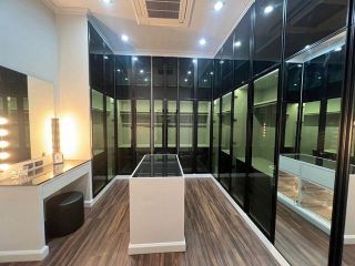 <a href='product.php?qid=367648' style='color:white;text-decoration: none;'>ให้เช่าทาวน์โฮม 3 ชั้น หลังริม แจ้งวัฒนะ 15/1 เหมาะพักอาศัย ทำออฟฟิศ เดินทางสะดวก ใกล้สถานีรถไฟฟ้า MRT สายสีชมพูเพียง 160 ม.  : <span class='text-info'><strong>Read More</strong><span></a>