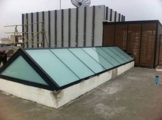 หลังคากระจก Skylight ทางเลือกใหม่ที่ช่วยสร้างบรรยากาศเฉพาะตัวให้กับบ้านของคุณ