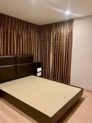<a href='product.php?qid=372838' style='color:white;text-decoration: none;'>Sale at Loss , best deal for an investment Project Name : HUE Sukhumvit : <span class='text-info'><strong>Read More</strong><span></a>