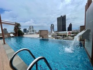 Sale at Loss , best deal for an investment Project Name :  Chateau in Town Sukhumvit 64