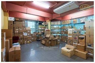 ขายสำนักงาน รีโนเวท พร้อมประกอบการ อาคารพาณิชย์ 5 ชั้น 40 ล้าน