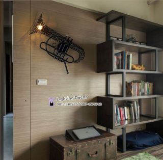<a href='product.php?qid=38547' style='color:white;text-decoration: none;'>โคมไฟ ทรัมเป็ต โคมไฟแขวนเพดาน โคมไฟเครื่องดนตรี รูปทรัมเป็ต Trumpet lamp โคมไฟวินเทจตกแต่งบ้าน โคมไฟตกแต่งร้านดนตรี โคมไฟแต่งผับ โคมไฟแต่งร้านเหล้า โคมไฟสวย โคมไฟราคาถูก ร้านโคมไฟ  : <span class='text-info'><strong>Read More</strong><span></a>