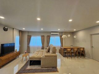 CENTRO บางนา (โครงการใหม่) บ้านเดี่ยว พร้อมอยู่ full furnished ติดเมกกะบางนา 4 นอน 4 น้ำ จอดรถ2คัน 235ตรม.