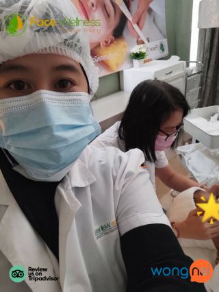 Facial massage is one of the best options for modern career.