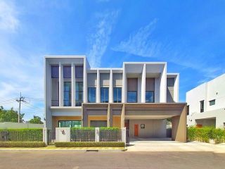 ขาย บางกอกบูเลอวาร์ด ซิกเนเจอร์ เวสต์เกต บ้านเดี่ยวแปลงริม 115.1 ตรว. 4 นอน 5น้ำ แปลงใหญ่พื้นที่ใช้สอยเยอะ 439 ตรม. เจ้าของไม่เคยอยู่