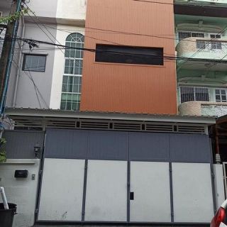 HR2912ให้เช่าทาวน์โฮม 3 ชั้น หมู่บ้าน 84 ซ.ประดิษฐ์มนูธรรม 5 ใกล้เลียบด่วนรามอินทรา เหมาะอยู่อาศัย