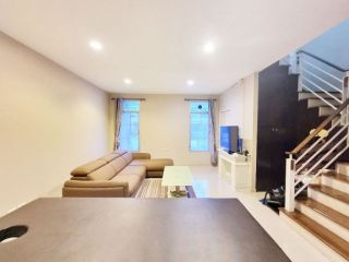<a href='product.php?qid=428363' style='color:white;text-decoration: none;'>ขายทาวน์เฮ้าส์ 2 ชั้น หมู่บ้านฮาบิทาวน์โฟลด์ ติวานนท์ แจ้งวัฒนะ ใกล้โรบินสัน ไลฟ์สไตล์ ศรีสมาน และ ใกล้ เดอะไนน์ แจ้งวัฒนะ : <span class='text-info'><strong>Read More</strong><span></a>
