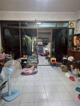 ขายทาวน์เฮ้าส์ 2 ชั้น หมู่บ้านสินธร รังสิต ราคาสุดคุ้มเพียง 1.4 ล้านบาท