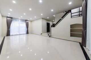 <a href='product.php?qid=42926' style='color:white;text-decoration: none;'>ให้เช่าบ้าน ลาดพร้าววังหิน 4ห้องนอน ตกแต่งพร้อม เหมาะเป็นHome office จอดรถ 2คัน  : <span class='text-info'><strong>Read More</strong><span></a>
