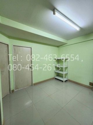 <a href='product.php?qid=434903' style='color:white;text-decoration: none;'>คอนโด เช่า เอกไพลิน รัตนาธิเบศร์ นนทบุรี 2 นอน 4500 : <span class='text-info'><strong>Read More</strong><span></a>