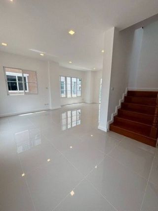 <a href='product.php?qid=435658' style='color:white;text-decoration: none;'>ขายบ้านเดี่ยว อิมเมจ เพลส พุทธมณฑลสาย4 รีโนเวตใหม่ ราคาคุ้มสุด เพียง 4.29ล.เท่านั้น : <span class='text-info'><strong>Read More</strong><span></a>