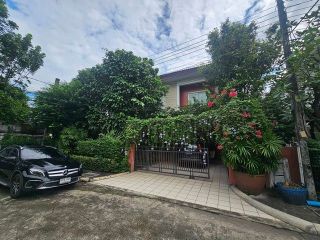 บ้านเดี่ยวหลังมุมตกแต่งสวยมาก สไตล์ คาเฟ่ คลาสสิกวินเทจ โครงการ : รสา พาร์คเลน วัชรพล 