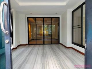 <a href='product.php?qid=444113' style='color:white;text-decoration: none;'>ขาย บ้านเดี่ยว หมู่บ้าน รัตนาวดี อิลิแกน ทวีวัฒนา 2 ชั้น : <span class='text-info'><strong>Read More</strong><span></a>