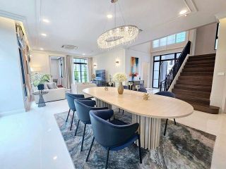 FOR RENT บ้านหรู โครงการNantawan พระราม9 กรุงเทพกรีฑาตัดใหม่ ใกล้รร นานาชาติ Brighton