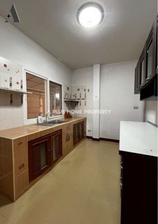 <a href='product.php?qid=455658' style='color:white;text-decoration: none;'> #หมู่บ้านปากเกร็ดวิลเลจ #ปากเกร็ด #ติวานนท์ ต่อเติมครัว แถมแอร์ 1 ตัว : <span class='text-info'><strong>Read More</strong><span></a>