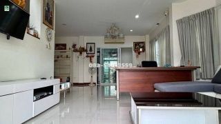 <a href='product.php?qid=465590' style='color:white;text-decoration: none;'>ขายบ้านเดี่ยว 2ชั้น ใกล้ม.ธรรรมศาสตร์ ต.คลองหนึ่ง อ.คลองหลวง : <span class='text-info'><strong>Read More</strong><span></a>