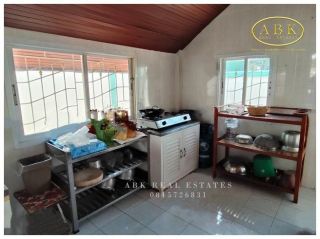 <a href='product.php?qid=470125' style='color:white;text-decoration: none;'>  ขาย บ้านเดี่ยว หมู่บ้านเวิลด์วิลล่า ชลบุรี (World Villa) 8.49 ล้านบาท : <span class='text-info'><strong>Read More</strong><span></a>