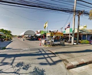 ติดถนนฉลองกรุง  ซอยฉลองกรุง 37–40  หน้านิคมอุตสาหกรรมลาดกระบัง ลำปลาทิว ให้เช่าที่ดิน 33 ไร่ 
