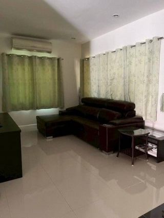 <a href='product.php?qid=477681' style='color:white;text-decoration: none;'>อาคารพาณิชย์ 3 ชั้น ถนนสุขุมวิท กม.5 สัตหีบ ทำเลค้าขาย ตรงข้ามกองเรือ ราคาพิเศษ 3.6 ลบ. : <span class='text-info'><strong>Read More</strong><span></a>