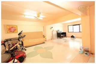 <a href='product.php?qid=482182' style='color:white;text-decoration: none;'>ขายด่วนมาก อาคารพาณิชย์ 4.5 ชั้น ใกล้ MRT เตาปูน 2 คูหาติดกัน เพียง 12.9 ล้าน : <span class='text-info'><strong>Read More</strong><span></a>