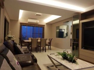 <a href='product.php?qid=487624' style='color:white;text-decoration: none;'>ให้เช่าบ้านเดี่ยว2ชั้น พร้อมสระว่ายน้ำส่วนตัว ใกล้แยกเหม่งจ๋าย ถนนรัชดา18 แอร์เฟอร์นิเจอร์ครบ มี 2 ห้องนอน 2ห้องน้ำ ราคาเช่า49,000บาท/เดือน : <span class='text-info'><strong>Read More</strong><span></a>