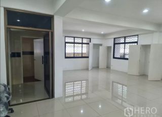 <a href='product.php?qid=488209' style='color:white;text-decoration: none;'>ให้เช่าโรงงาน/คลังสินค้าผืนใหญ่ สำโรงใต้ พระประแดง สมุทรปราการ ทำเลทองผังเมืองสีม่วง ใกล้ BTS ปู่เจ้า ให้เช่าโรงงาน/คลังสินค้าผืนใหญ่ สำโรงใต้ พระประแดง สมุทรปราการ ทำเลทองผังเมืองสีม่วง ใกล้ BTS ปู่เจ้า BRE25556 : <span class='text-info'><strong>Read More</strong><span></a>