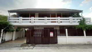 ที่ดินติดถนนใหญ่ 160 ตร.ว. พร้อมตึก 3 ชั้นและหลังคาเหล็ก ตรงข้ามโฮมโปร ท่าล้อ 45 กาญจนบุรี