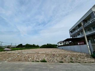 ที่ดินเปล่าให้เช่า ย่านบางนา–เฉลิมพระเกียรติ ร.9  ที่ตั้ง: เฉลิมพระเกียรติ ร.9 ซอย 30 แยก 21