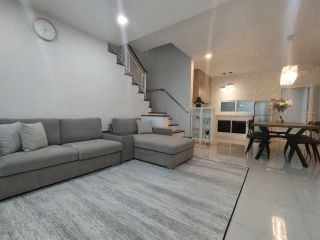 <a href='product.php?qid=490989' style='color:white;text-decoration: none;'>ให้เช่าบ้านทาวน์โฮม 3 ชั้น ม.ทาวน์ อเวนิว ศรีนครินทร์ ใกล้ MRT ศรีนุช ใกล้ซีคอนศรีนครินทร์ : <span class='text-info'><strong>Read More</strong><span></a>