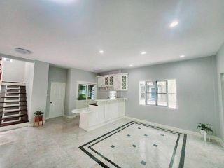 <a href='product.php?qid=495721' style='color:white;text-decoration: none;'>ให้เช่าทาวน์โฮม 3 ชั้นหลังมุม มีพื้นที่ด้านข้าง  3 ห้องนอน อารียา แมนดารีน่า สุขุมวิท77 ใกล้ MRT ศรีนุช : <span class='text-info'><strong>Read More</strong><span></a>