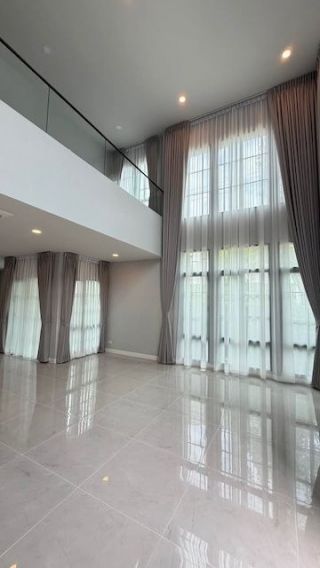 <a href='product.php?qid=495843' style='color:white;text-decoration: none;'>BH4264 ให้เช่าบ้านเดี่ยว The City 2 Bangna บ้านหรู 6 ห้องนอน 580 ตร.ม. ใกล้ Mega Bangna และโรงเรียนนานาชาติ : <span class='text-info'><strong>Read More</strong><span></a>