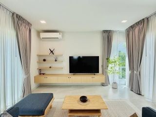 <a href='product.php?qid=496085' style='color:white;text-decoration: none;'>HR 10294 ให้เช่าทาวน์โฮม 3 ชั้น 230 ตรม. บ้านกลางเมือง บริติซทาวน์ ศรีนครินทร์ ใกล้ MRT ศรีลาซาล เพียง 1 นาที : <span class='text-info'><strong>Read More</strong><span></a>