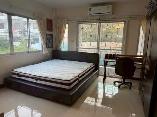 <a href='product.php?qid=496618' style='color:white;text-decoration: none;'>ขายบ้านเดี่ยว 2 ชั้น พร้อมที่ดิน 188 ตร.วา. ใกล้โค้งยายขาว บางหญ้าแพรก สมุทรสาคร : <span class='text-info'><strong>Read More</strong><span></a>