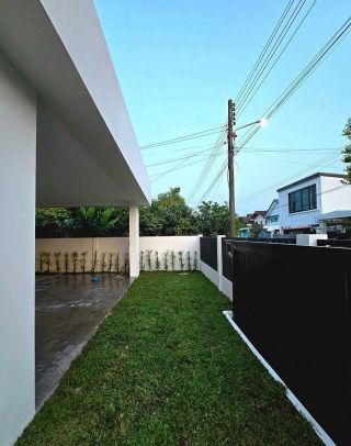 [ขายด่วน] บ้านเดี่ยว เมืองเอก 3 ขนาด 179 ตร.ว. 4นอน 5น้ำ หลังใหญ่ ที่ดินเหลือเยอะ ใกล้ ม.รังสิต (มีราคาพิเศษ)