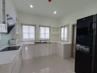 <a href='product.php?qid=498681' style='color:white;text-decoration: none;'>ให้เช่าบ้านเดี่ยว The Palm บางนา-วงแหวน หลังมุม ซอยแรกส่วนตัว 5 นอน เฟอร์ครบ พร้อมเข้าอยู่ : <span class='text-info'><strong>Read More</strong><span></a>