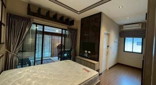 ให้เช่าบ้านเดี่ยว บ้านลุมพินี สวนหลวง ร.9 Pet Friendly 4 ห้องนอน 5 ห้องน้ำ พื้นที่ 300 ตร.ม. ใกล้สวนหลวง ร.9 ราคา 100000 บาท