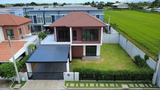 บ้านเดี่ยวแปลงมุม รีโนเวทใหม่ ต่อเติมครบ ถ.หทัยราษฎร์ ใกล้ทางด่วนจตุโชติ 5 ห้องนอน ที่ดิน 85.5 ตรว.