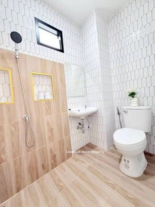 <a href='product.php?qid=500159' style='color:white;text-decoration: none;'>LM26-0111 ขายบ้านเดี่ยว 2 ชั้น สยามไฮวิวล์ วงแหวน ธัญญะ รังสิต คลอง4 พื้นที่ 55 ตรว 3นอน 3น้ำ บ้านสวย พร้อมเข้าอยู่ ทำเลดี : <span class='text-info'><strong>Read More</strong><span></a>
