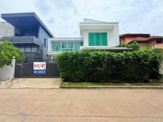 ขาย/เช่า บ้านหรูกลางเมือง หมู่บ้าน สาริน ปาร์ค วงศ์สว่าง บางซื่อ กรุงเทพ เป็นบ้านเดี่ยว 2 ชั้น