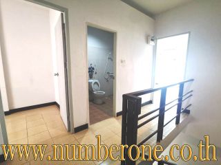 <a href='product.php?qid=53130' style='color:white;text-decoration: none;'>ขายด่วนทาวน์เฮ้าส์ 2 ชั้น  22.1 ตร.ว. ม.พานหินกรีนวิลล์ ซ.กรมที่ดินบางบัวทอง : <span class='text-info'><strong>Read More</strong><span></a>