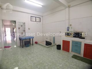 <a href='product.php?qid=63751' style='color:white;text-decoration: none;'>ขายทาวน์เฮ้าส์ 2 ชั้น หมุ่บ้านเจษฎา3 พหลโยธิน48 หน้าบ้านไม่ชนใคร (ใกล้รถไฟฟ้าสายสีเขียว สีชมพู) : <span class='text-info'><strong>Read More</strong><span></a>