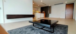 <a href='product.php?qid=66928' style='color:white;text-decoration: none;'>For rent at the River Charoenakorn Soi 13 Beautiful 2 bedrooms view on Swimming Pool : <span class='text-info'><strong>Read More</strong><span></a>